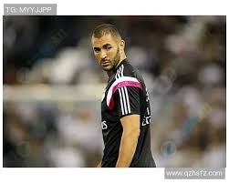 领跑金球奖赔率，他是巴萨硬仗王？