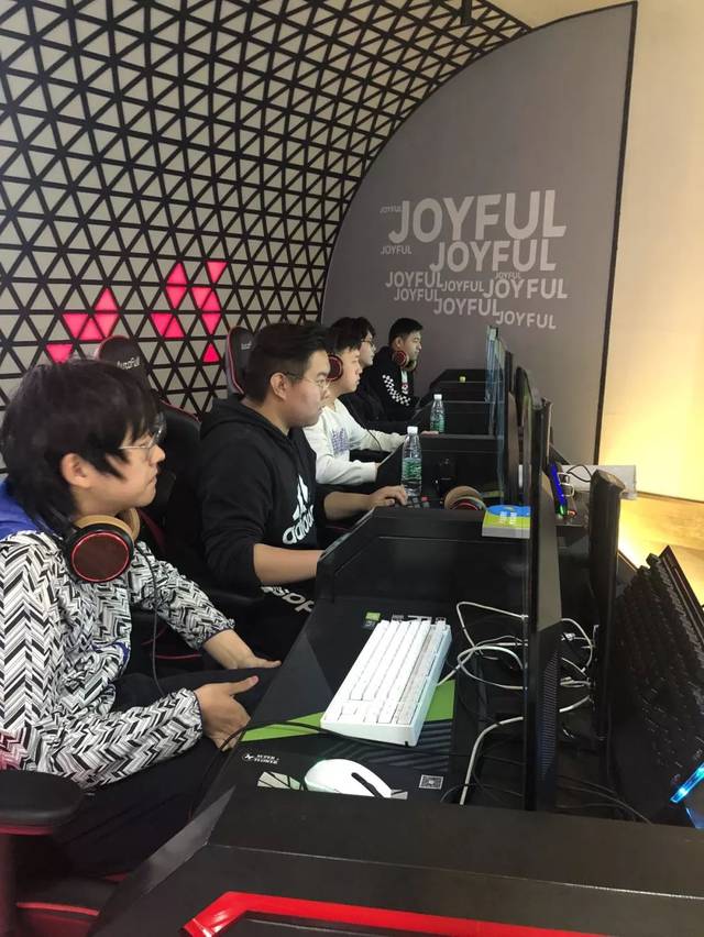 家团给出了 家团给出了