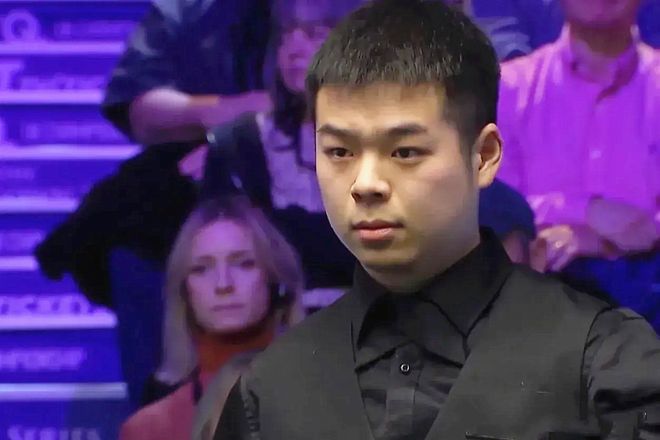 内部人士的 内部人士的