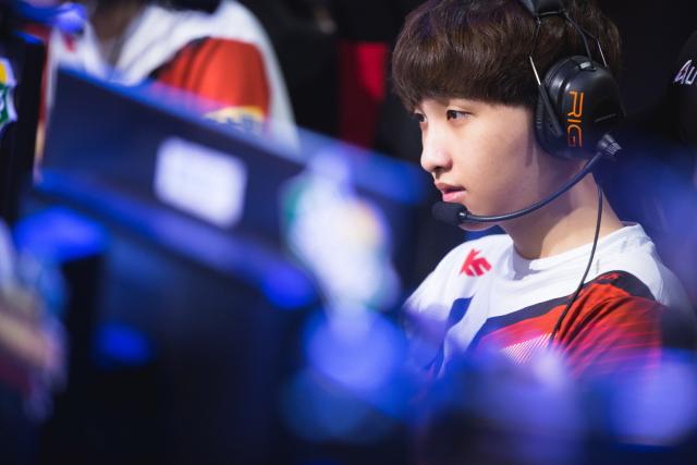 要比赛中 要比赛中